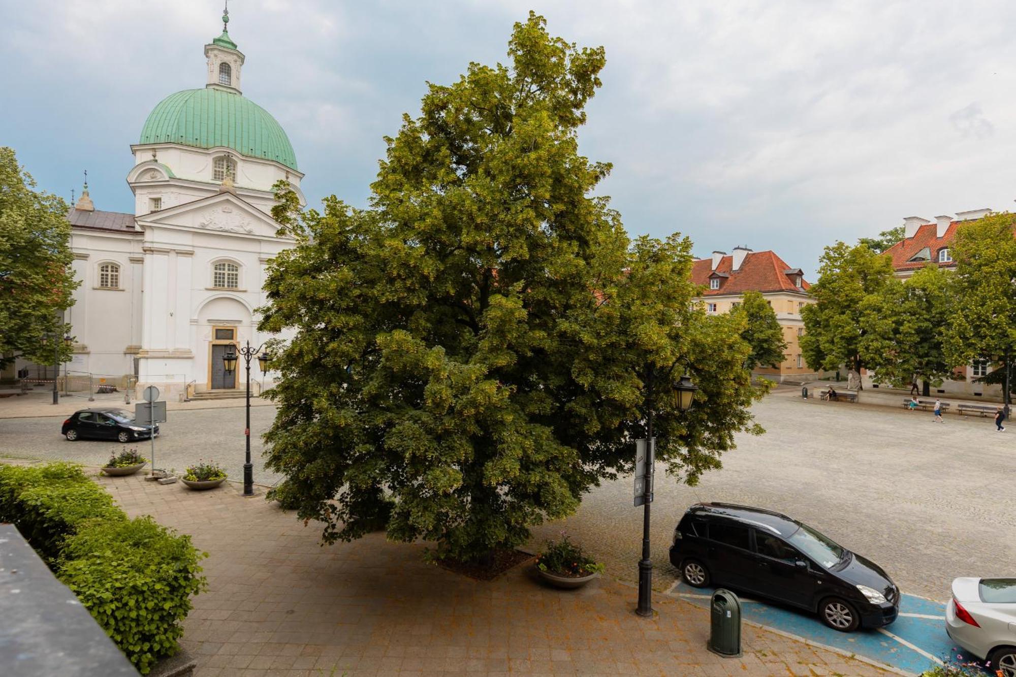 Warsaw New Town Square Apartment For 5 Guests By Noclegi Renters Kültér fotó